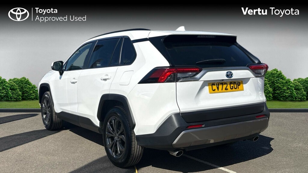 Toyota Rav 4 Design White #4