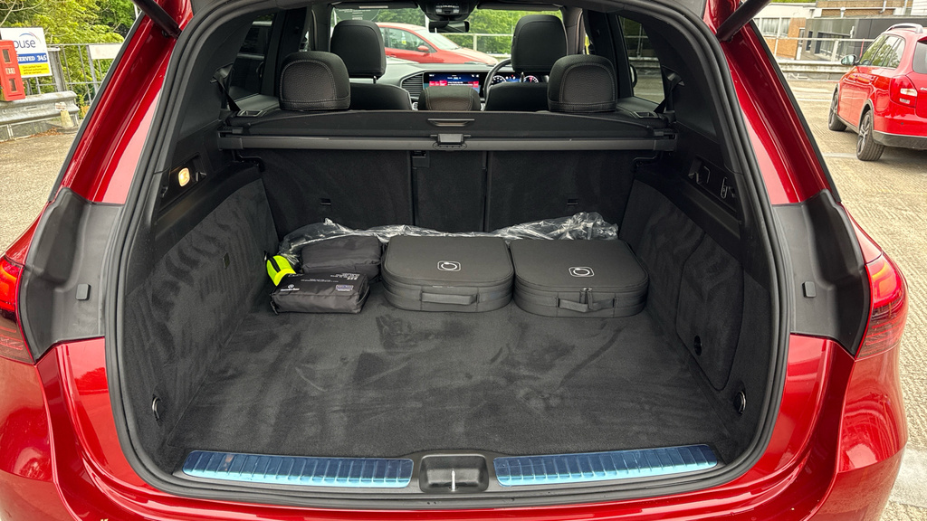 Mercedes-Benz GLE Class Amg Line KV75ZZX Red #4