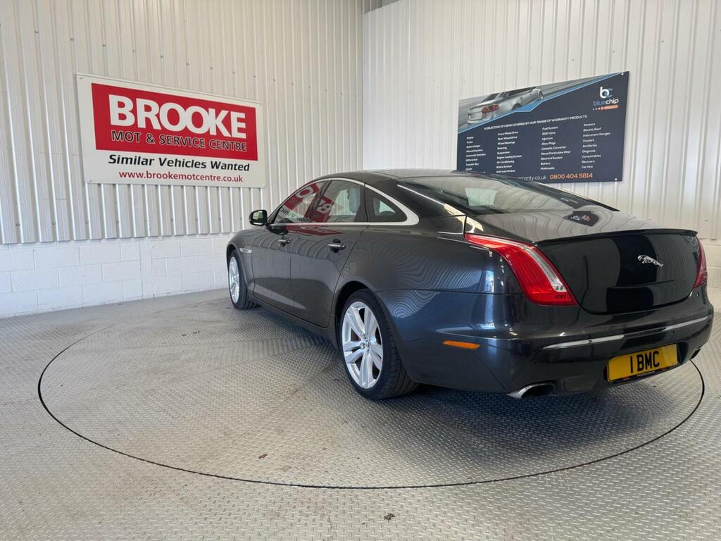 Jaguar XJ Saloon 3.0D V6 Premium Luxury Euro 5 Ss Grey #5