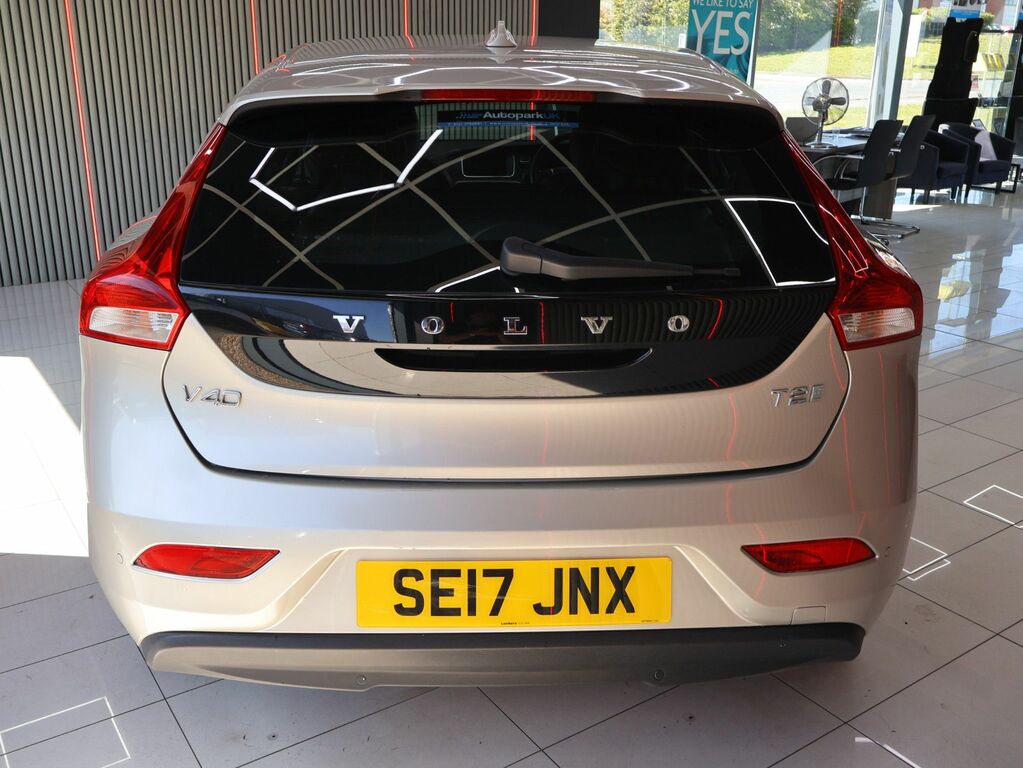 Volvo V40 2017 2.0 T2 Inscription Hatchback Manua SE17JNX Gold #6