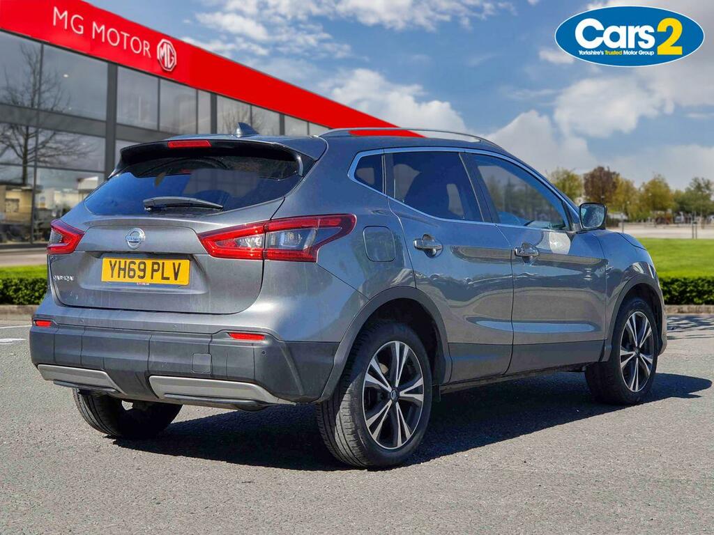 Nissan Qashqai 1.3 Dig-t N-connecta YH69PLV Grey #3