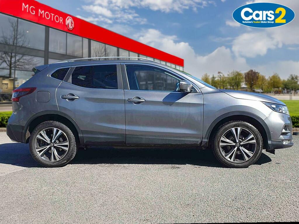Nissan Qashqai 1.3 Dig-t N-connecta YH69PLV Grey #2