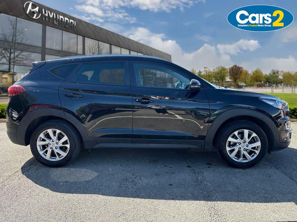 Hyundai Tucson 1.6 Gdi Se Nav 2Wd YA18GZZ Black #2
