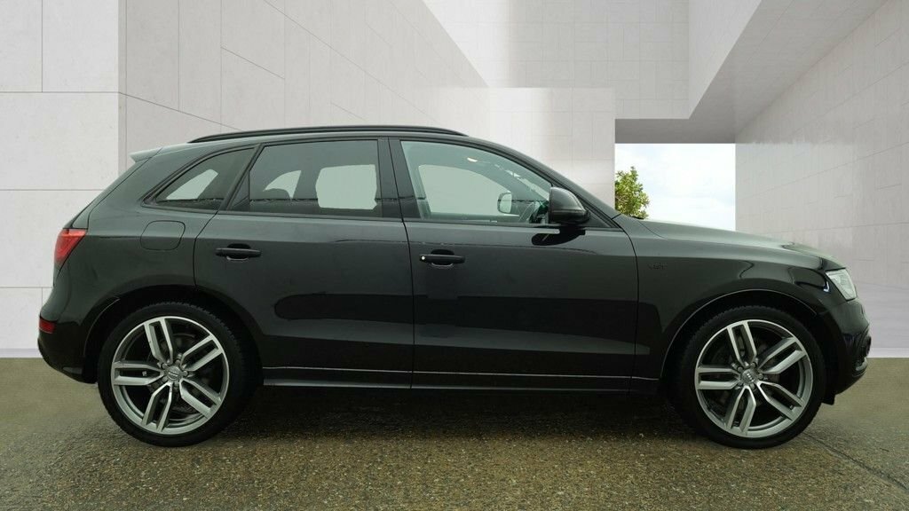 Audi SQ5 3L Plus P19PBL Black #5