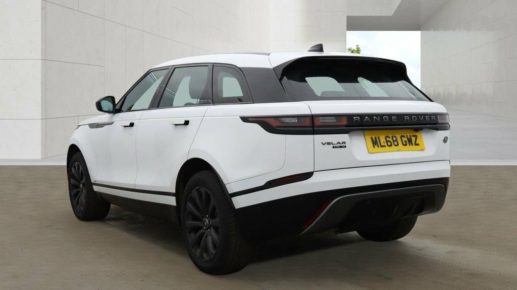 Land Rover Range Rover Velar 2L R-dynamic Se ML68GWZ White #3