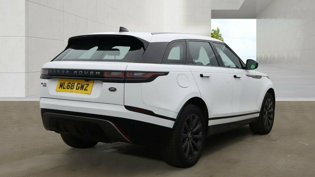 Land Rover Range Rover Velar 2L R-dynamic Se ML68GWZ White #4