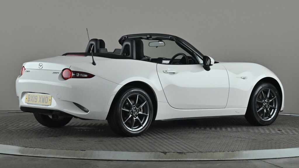 Mazda MX-5 1.5 132 Se White #6