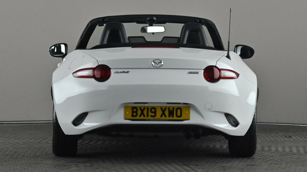 Mazda MX-5 1.5 132 Se White #5