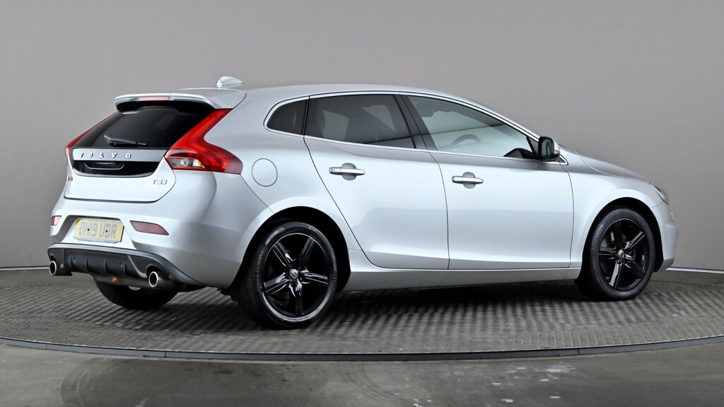 Volvo V40 T3 152 R Design Edition DH19UBR Silver #6