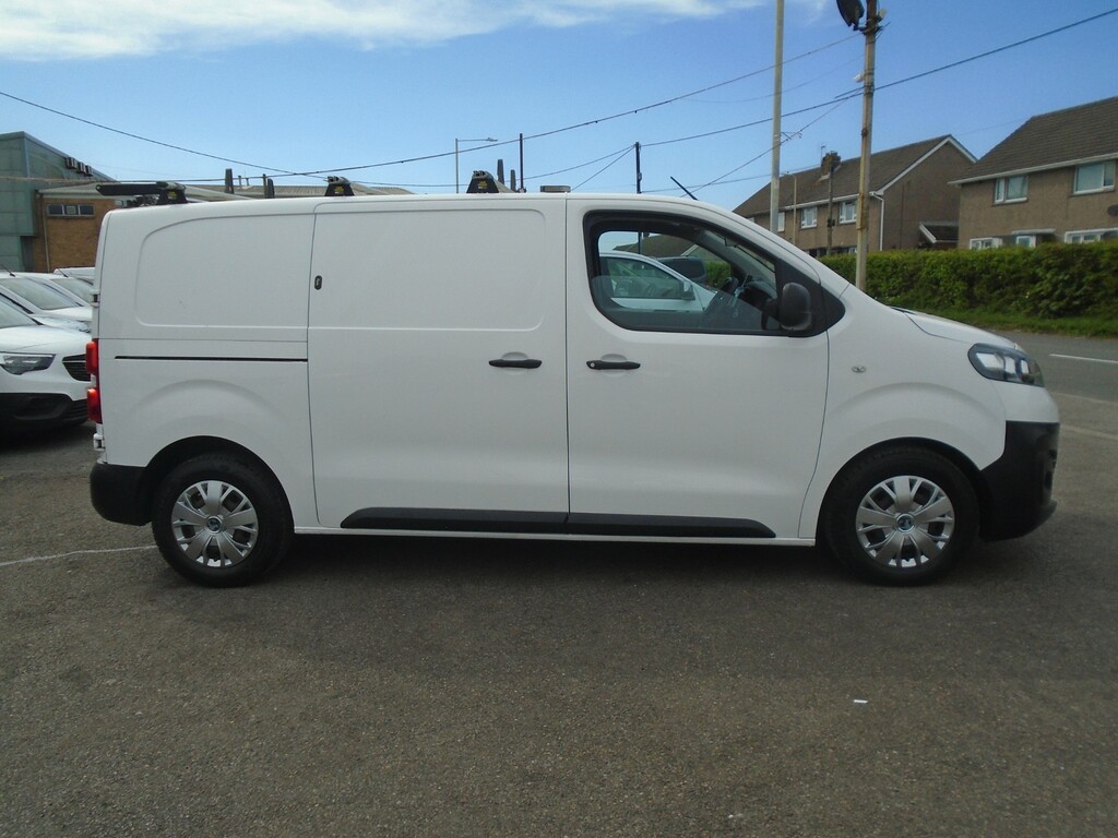 Vauxhall Vivaro L1h1 3100 Dynamic Ss DS21OXF #2