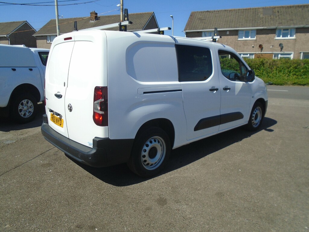 Vauxhall Combo L2 H1 2300 5 Seat Crew Van FM21NYD  #3