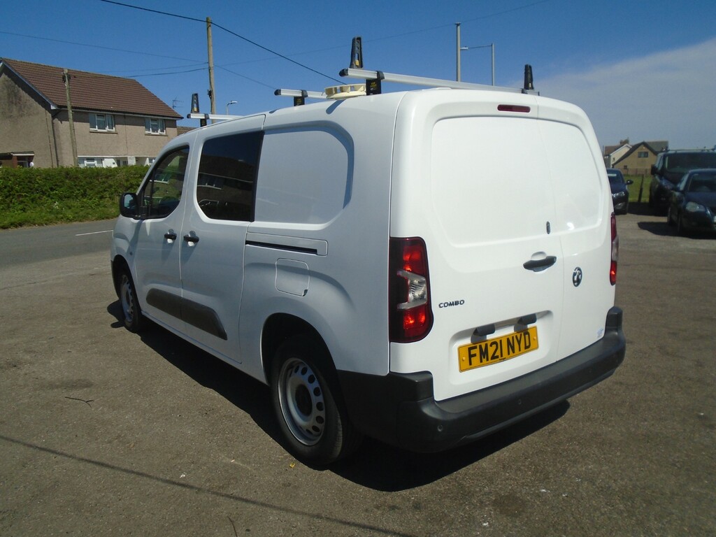 Vauxhall Combo L2 H1 2300 5 Seat Crew Van FM21NYD  #5