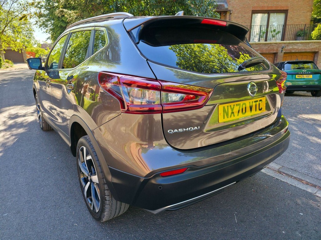 Nissan Qashqai 1.3 Dig-t N-motion Euro 6 Ss NX70VTC Brown #4