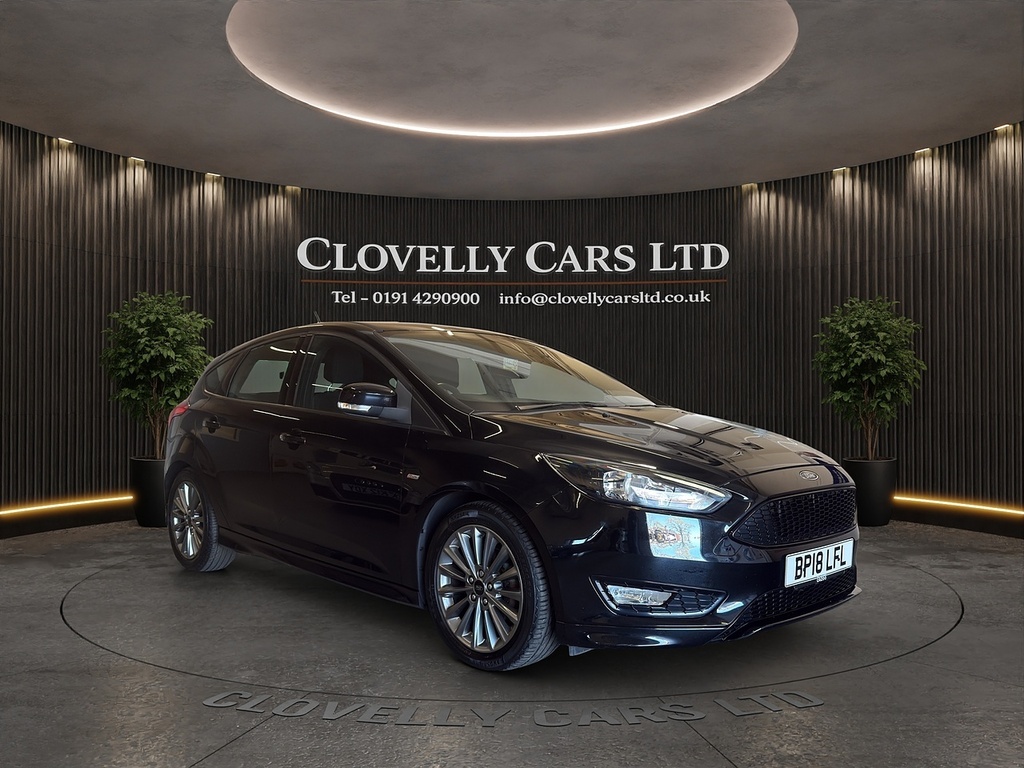 Ford Focus 1.0T Ecoboost St-line Hatchback Black