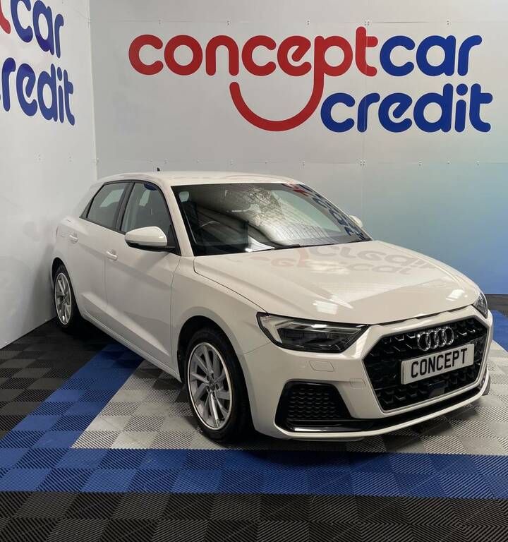 Audi A1 Sportback 30 Tfsi Sport White #2