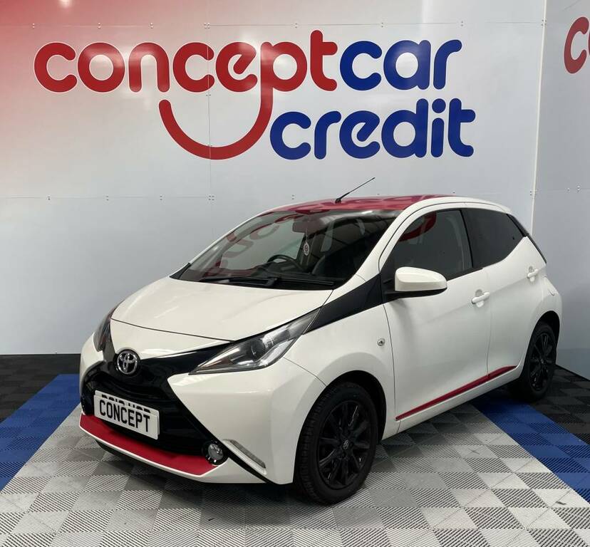 Toyota Aygo Hatchback 1.0 Vvt-i X-press White