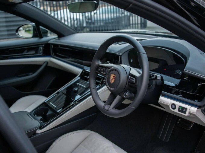 Porsche Panamera V6 4 Saloon Pdk Euro 6 VO75LJV Black #4