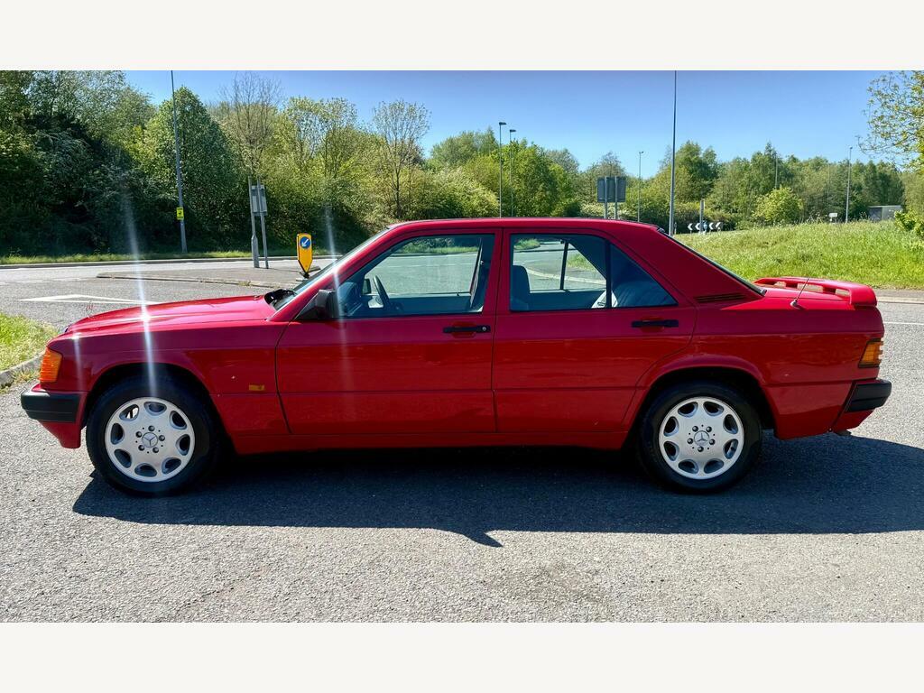 Mercedes-Benz 190 E Red #4