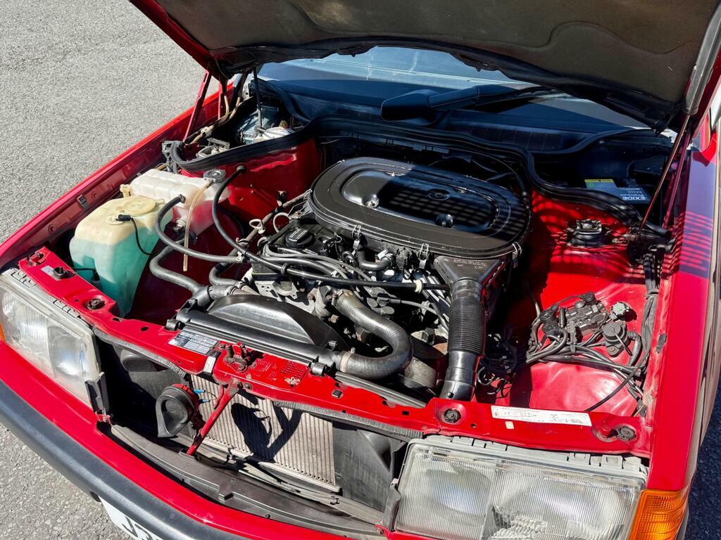 Mercedes-Benz 190 E Red #15