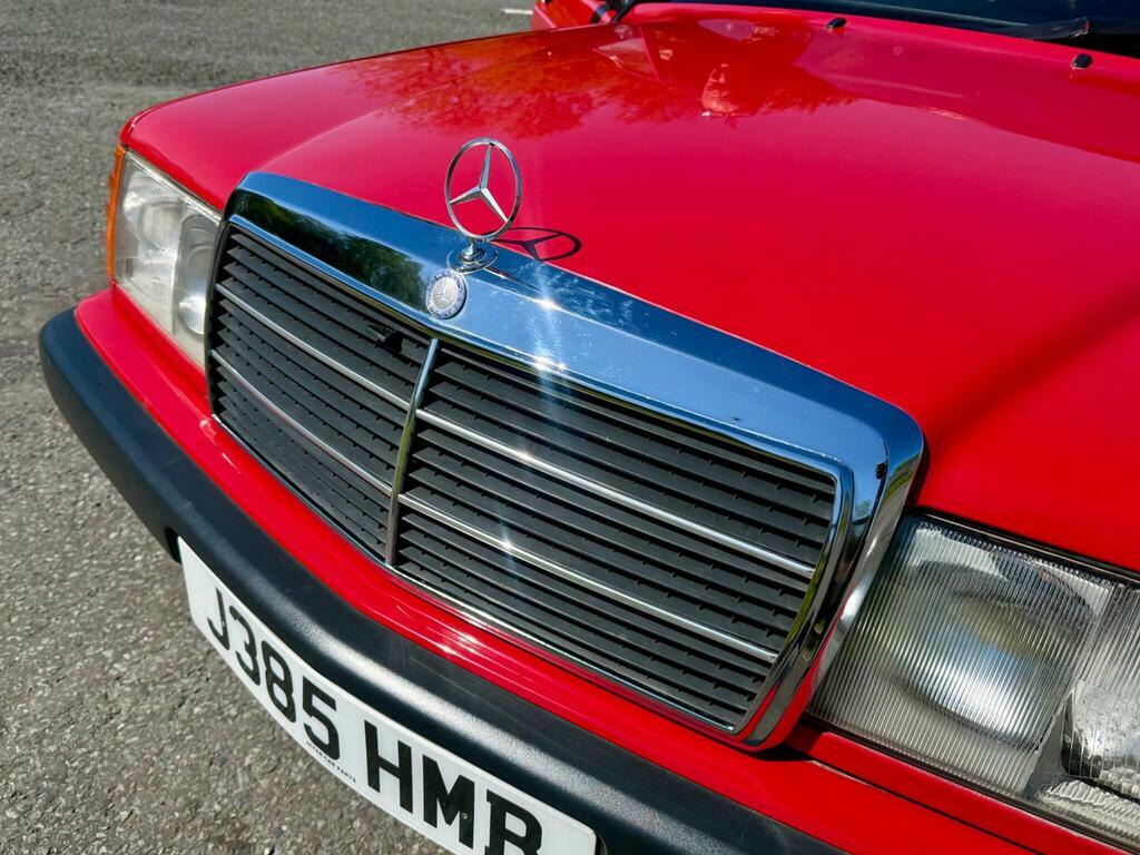 Mercedes-Benz 190 E Red #14