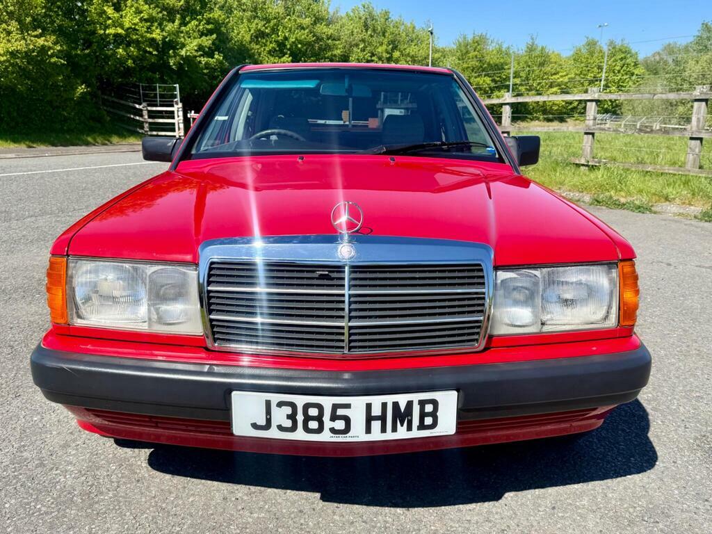 Mercedes-Benz 190 E Red #2