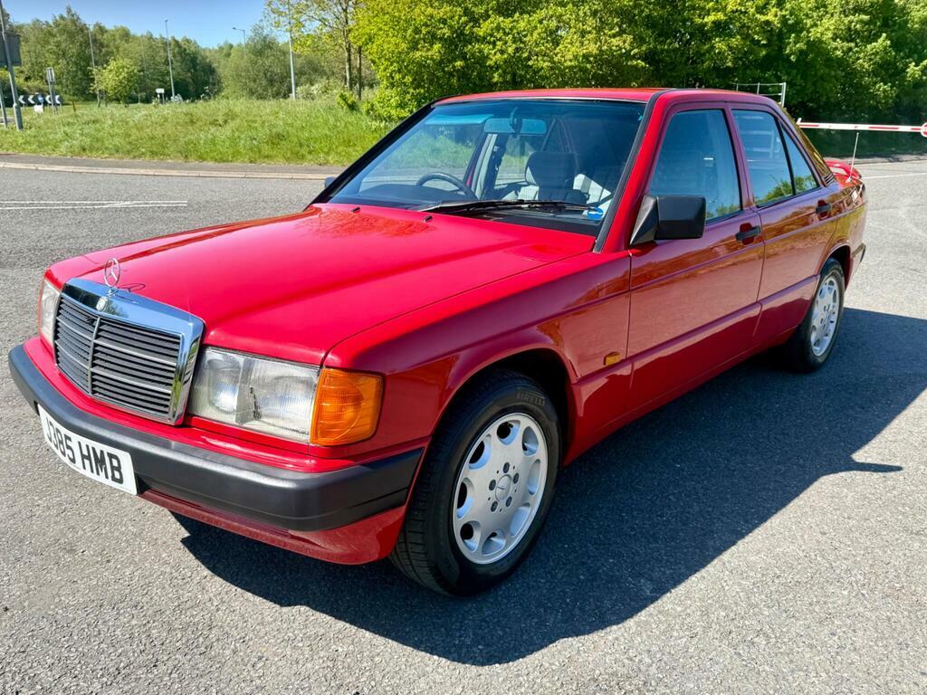 Mercedes-Benz 190 E Red #5