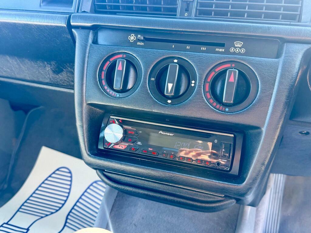 Mercedes-Benz 190 E Red #17