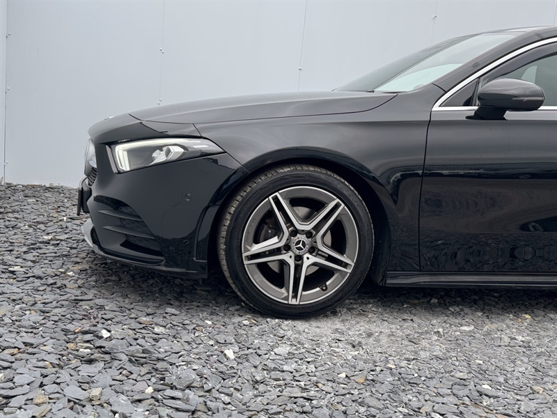 Mercedes-Benz A Class 1.5 A180d Amg Line Premium Hatchback KM69CYE Black #5
