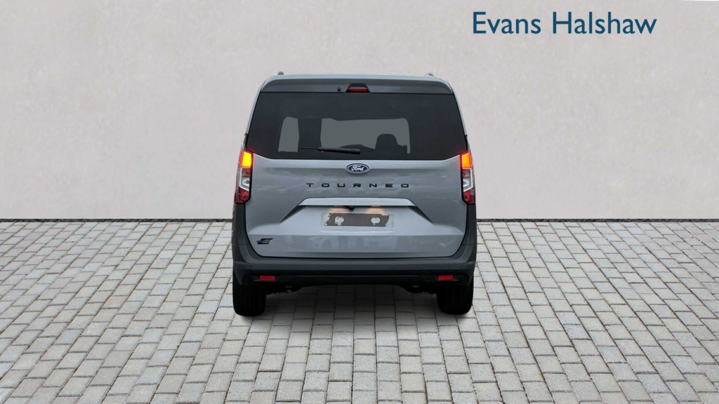 Ford Tourneo Courier 100Kw Titanium 43Kwh 2025 Silver #3
