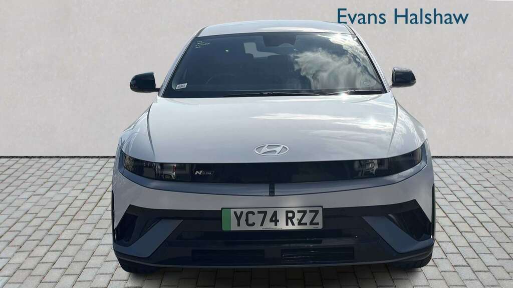 Hyundai Ioniq 5 168Kw N Line 84 Kwh 2024 YC74RZZ White #4