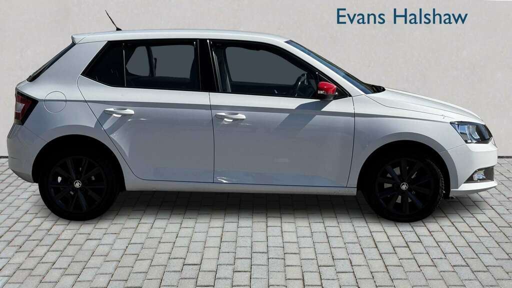 Skoda Fabia 1.0 Tsi Redline 2017 SA67PTZ White #5