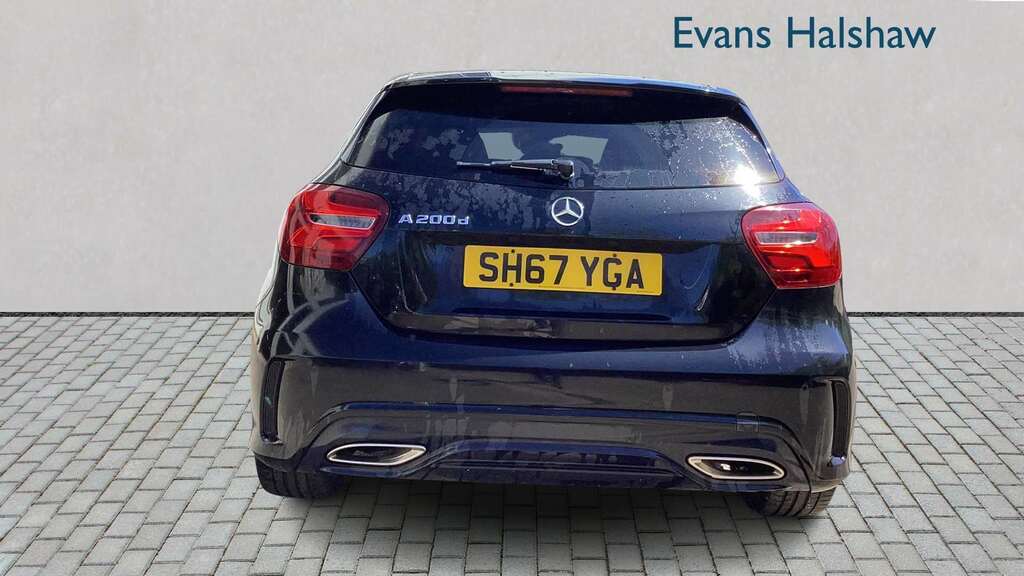 Mercedes-Benz A Class A200d Amg Line Premium 2017 SH67YGA Black #5