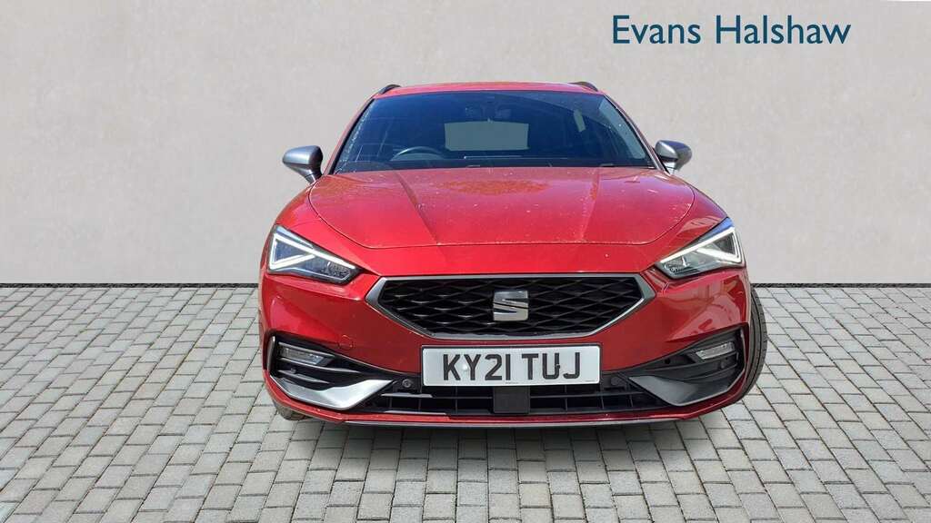 Seat Leon 1.5 Tsi Evo 150 Fr Sport 2021 KY21TUJ Red #4