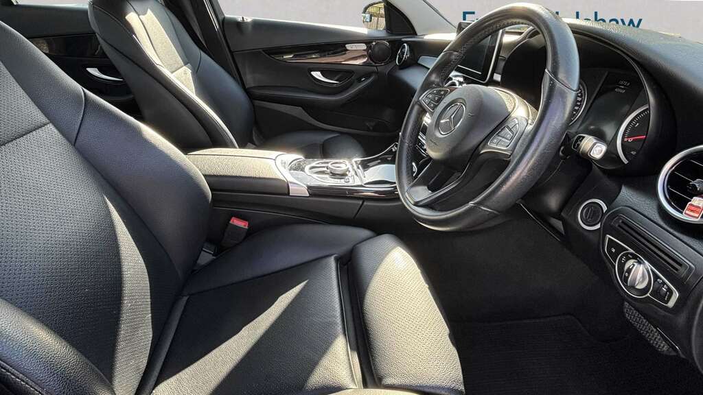 Mercedes-Benz C Class C220d Se Executive Edition 9G-tronic 2018 KM18NMU Blue #3
