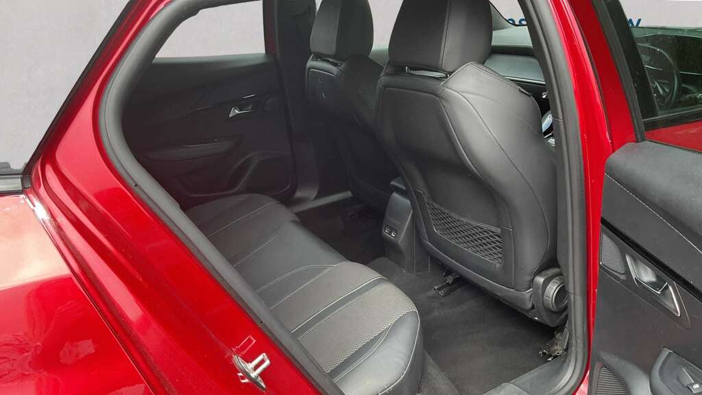 Peugeot 2008 1.2 Puretech 130 Gt Eat8 2023 CYZ4435 Red #6