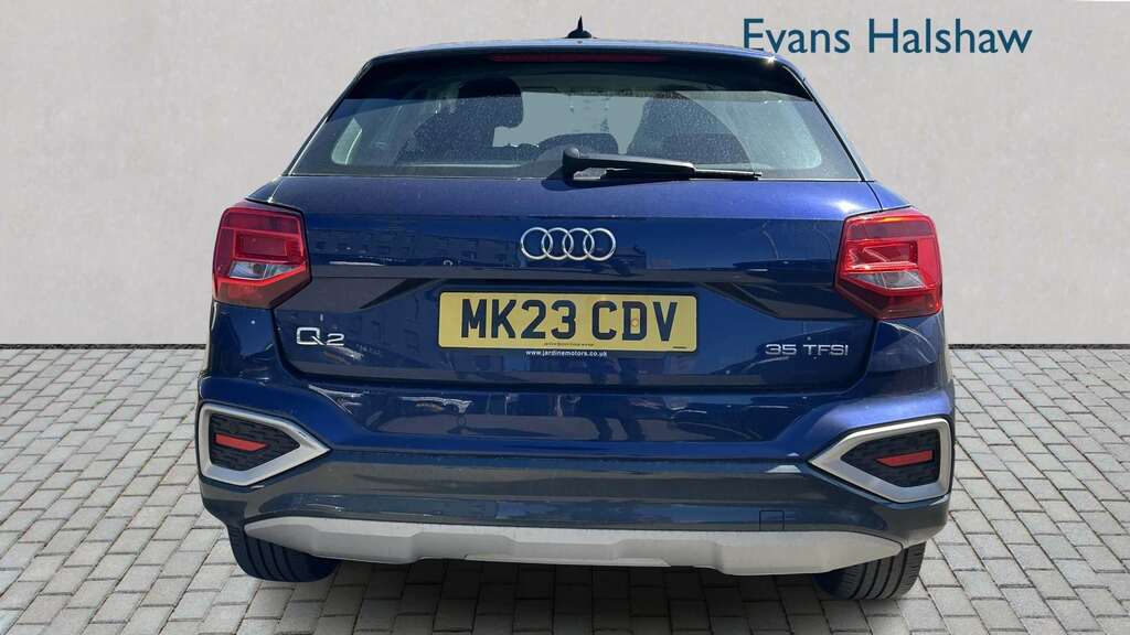 Audi Q2 35 Tfsi Sport 2023 MK23CDV Blue #4