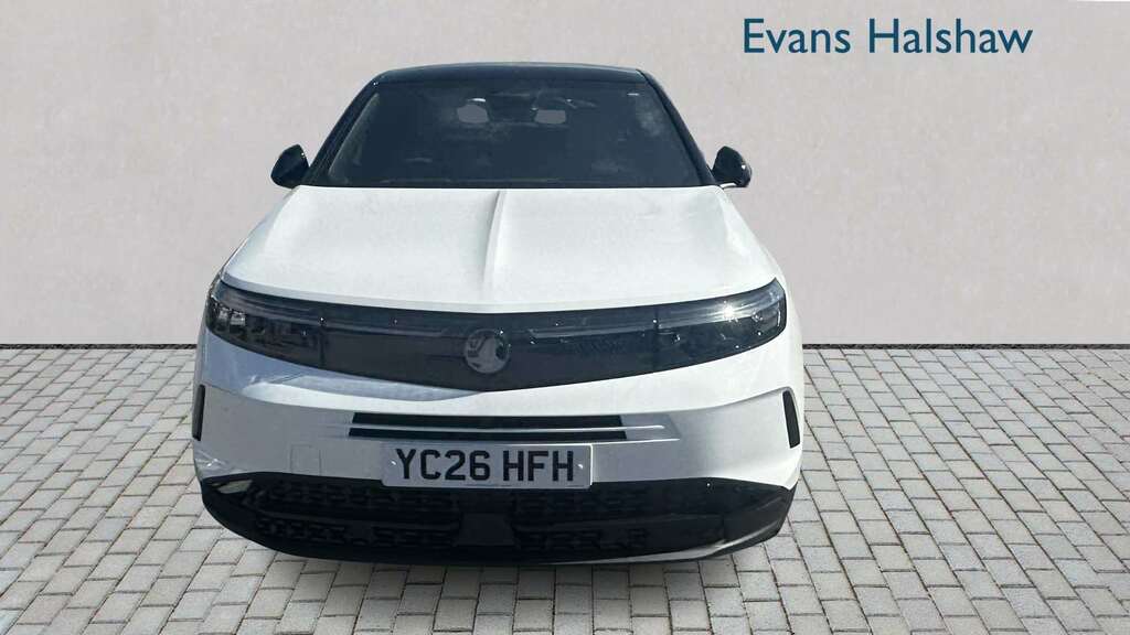 Vauxhall Grandland 1.2 Hybrid 145 Ultimate E-dct6 Fixed Roof 20 YC26HFH White #2