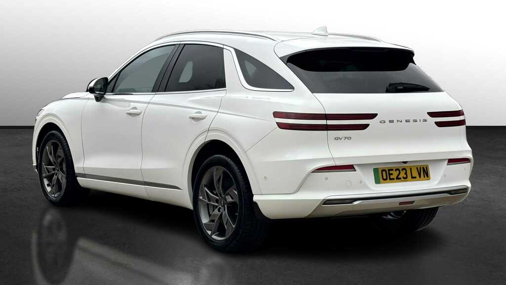 Genesis GV70 360Kw Sport 77Kwh Awd 2023 White #2