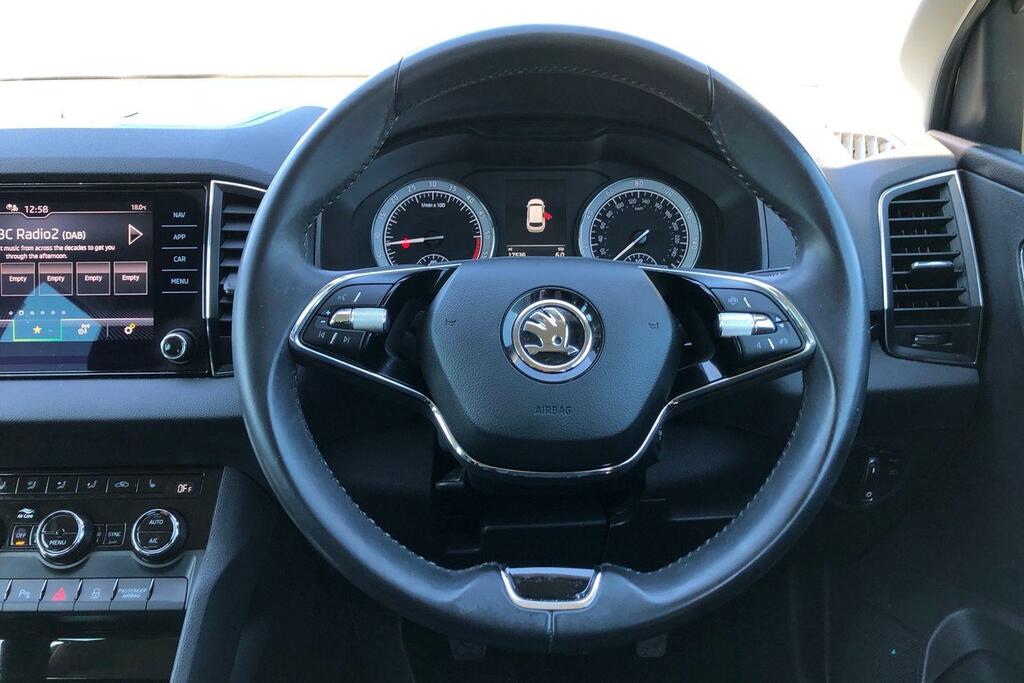 Skoda Karoq 2.0 Tdi Se L Black #5
