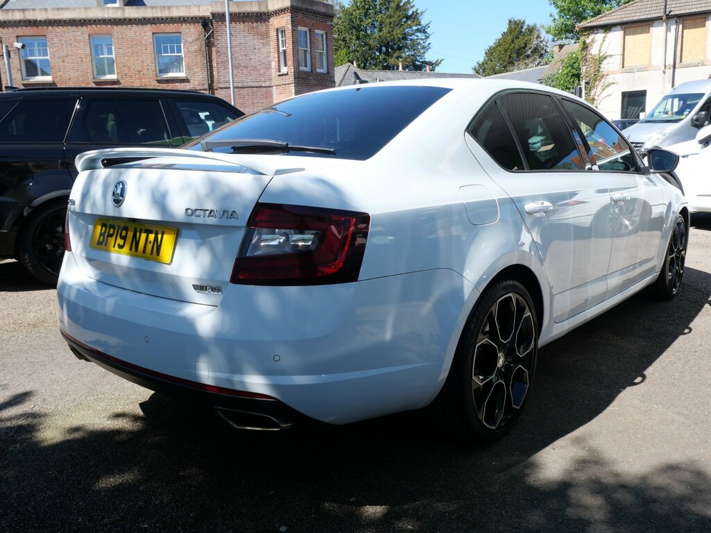 Skoda Octavia 2.0 Tsi Gpf Vrs Dsg Euro 6 Ss BP19NTN White #4