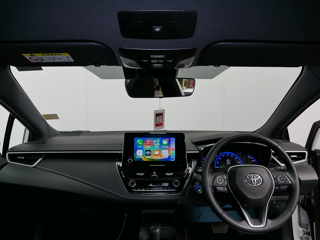 Toyota Corolla Vvt-h Design CF72NKG White #3