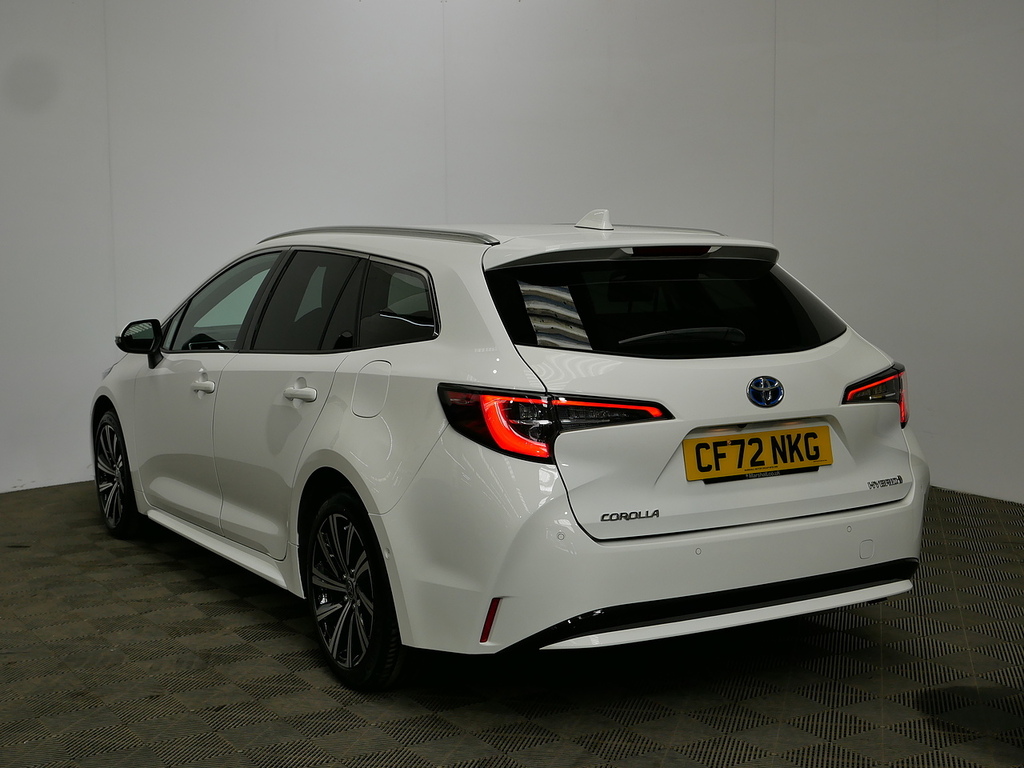 Toyota Corolla Vvt-h Design CF72NKG White #6