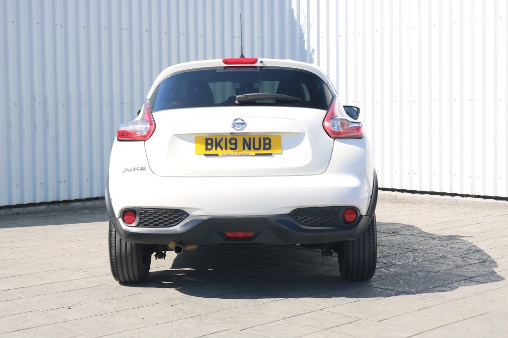 Nissan Juke Hatchback 1.6 Bose BK19NUB White #5