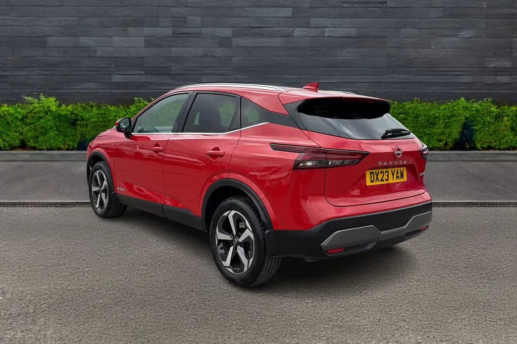 Nissan Qashqai Hatchback 1.5 E-power N-connec Red #5