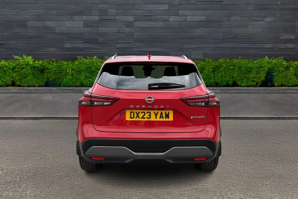 Nissan Qashqai Hatchback 1.5 E-power N-connec Red #6