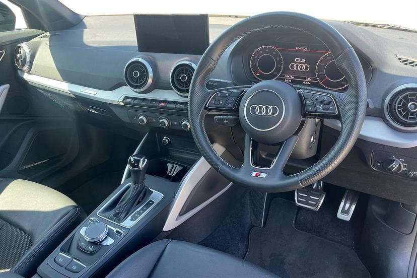 Audi Q2 35 Tfsi S Line S Tronic Cs KE23EXO Black #6