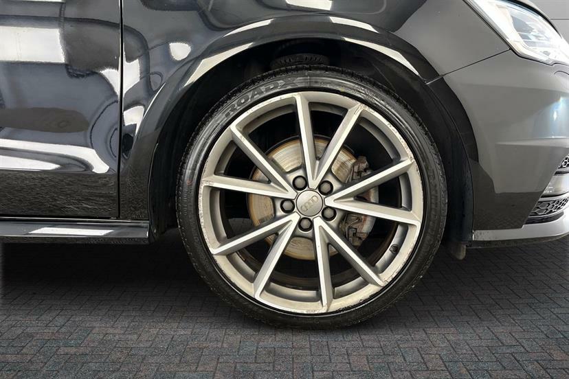 Audi A1 1.4 Tfsi 150 Black Edition EG66NLK Black #5