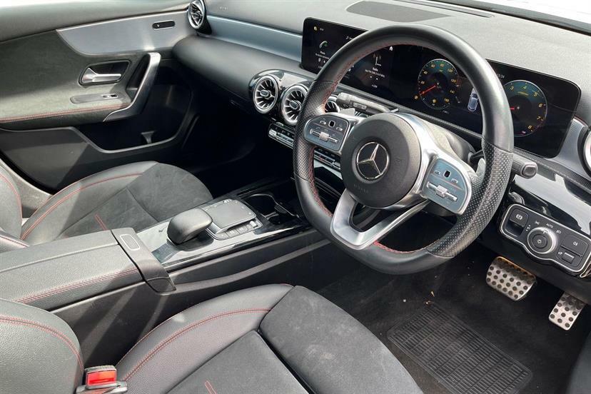 Mercedes-Benz A Class A200 Amg Line Executive KN23YPK White #5