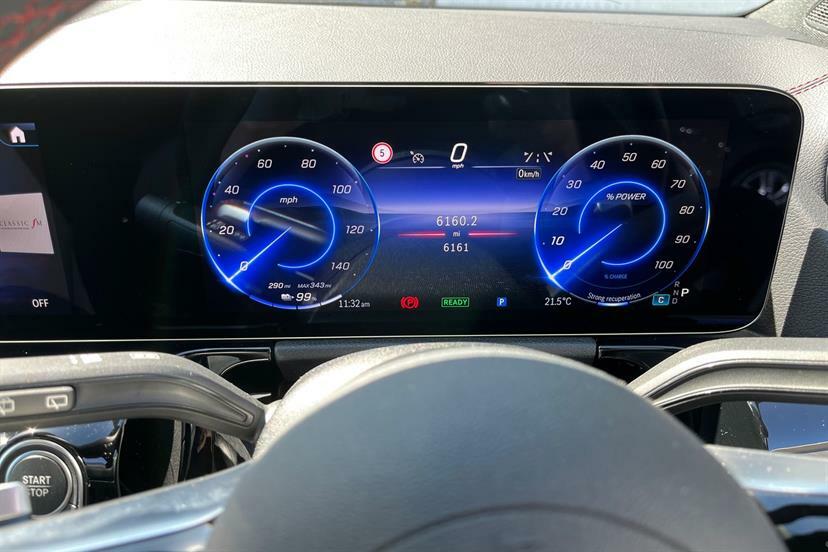 Mercedes-Benz EQA 250 140Kw Amg Line Executive 70.5Kwh KR74SXK Grey #6