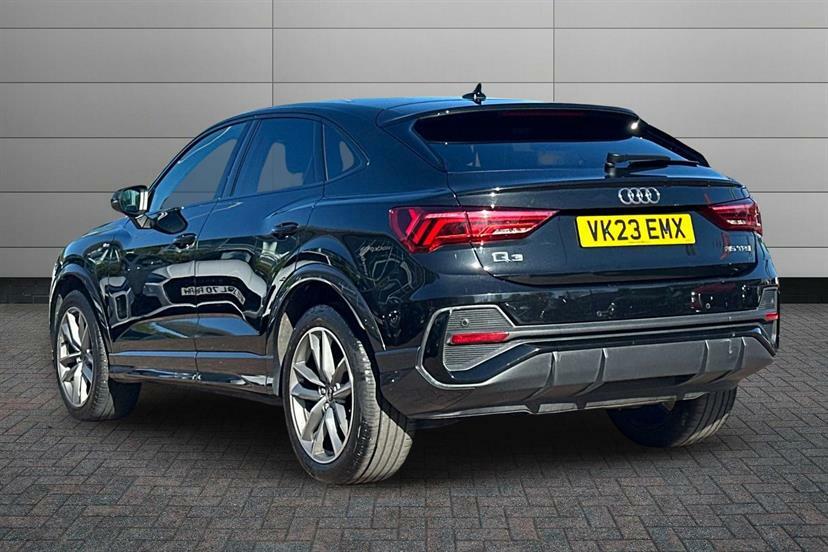 Audi Q3 35 Tfsi Black Edition S Tronic VK23EMX Black #3